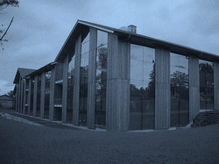 The S3D®-Showroom building with its glass facade